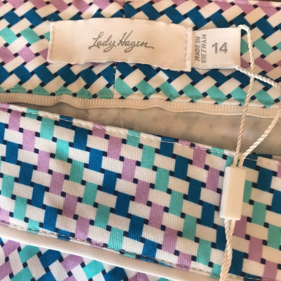 New with Tags Lady Hagen 7” Golf Shorts - Picture 2 of 4